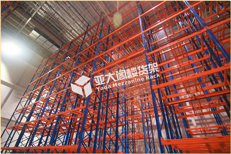 為了提升效率的倉庫貨架規劃