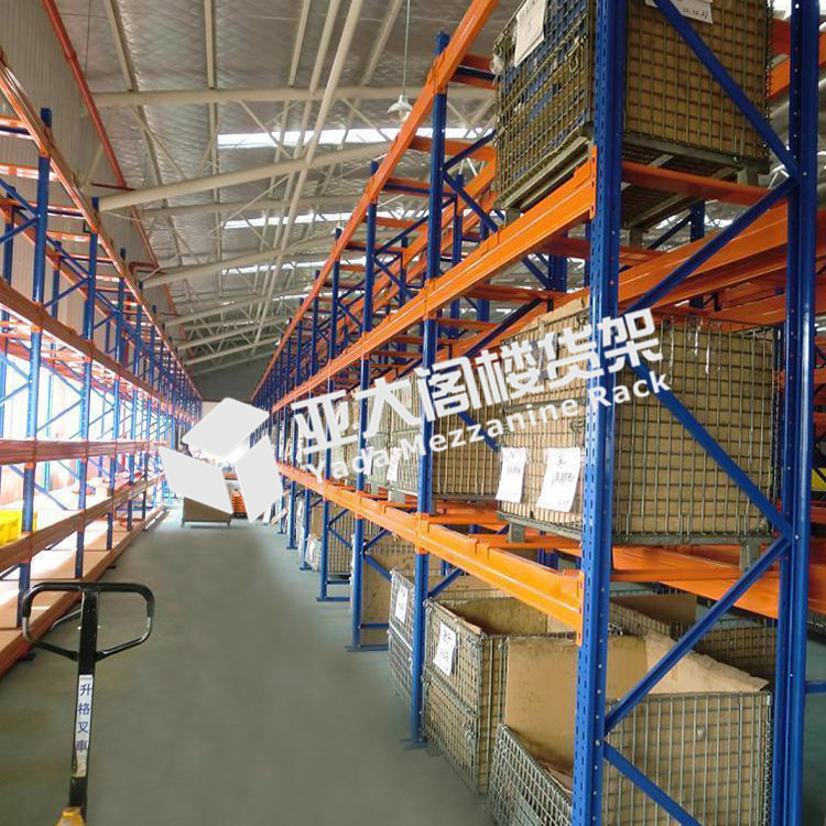 廣州貨架廠國外定制的倉儲中型貨架順利裝柜